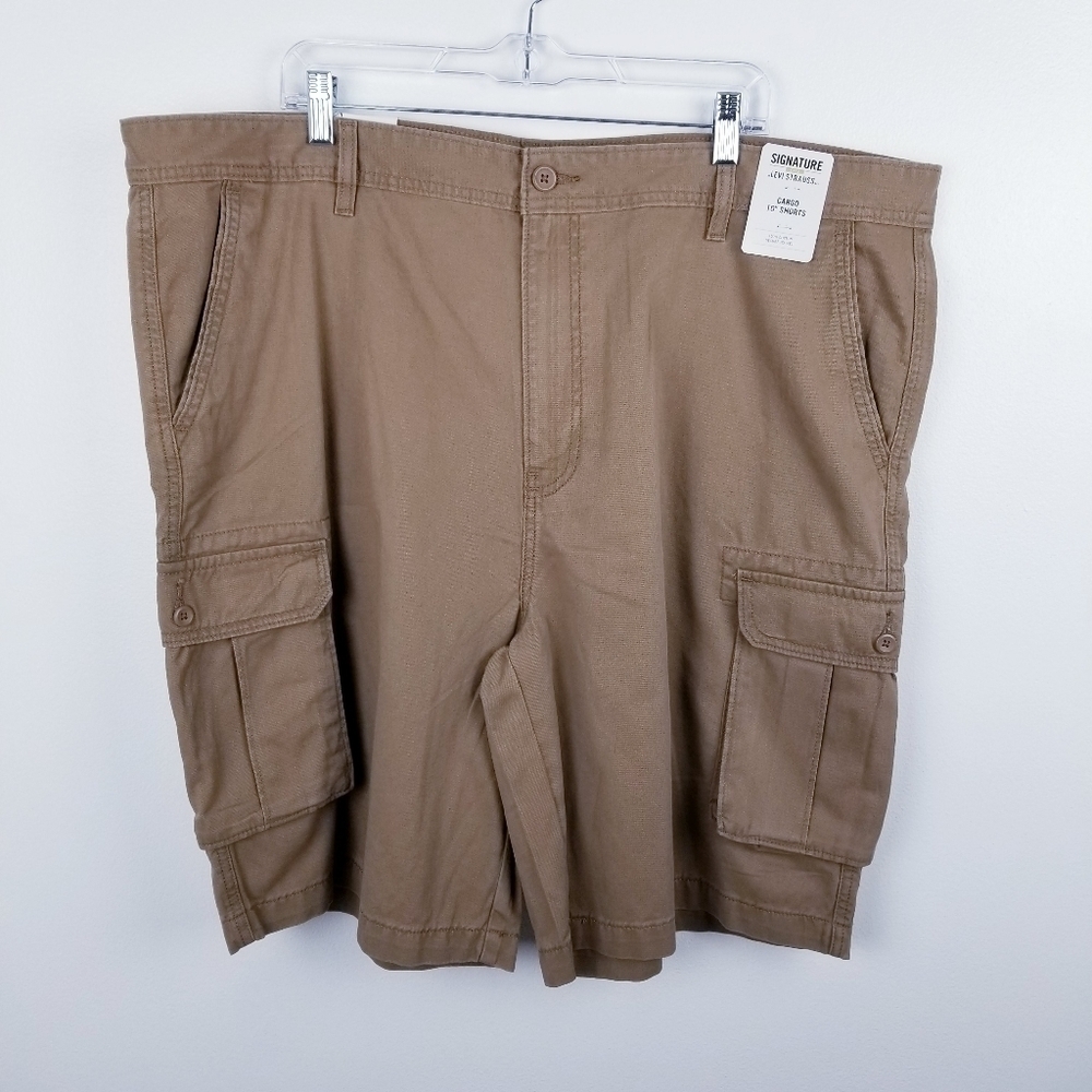 Signature Gold by Levi Strauss Dark Tan Cargo Shorts NWT